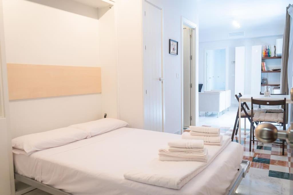 Apartamento Nuevo Junto A La Catedral De Sevilla Buitenkant foto